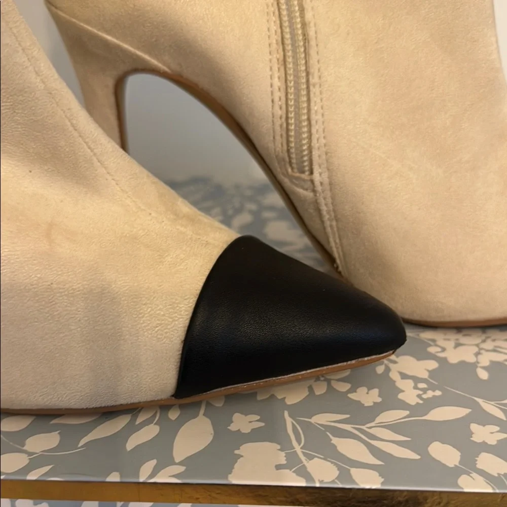 Express Cream and Black Boots with Stiletto Heel